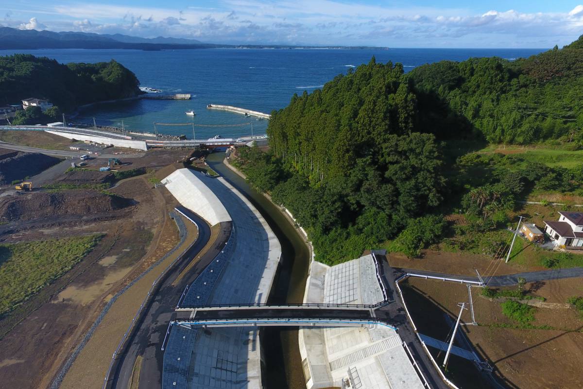 56-2 H26長清水川河川災害復旧工事_river