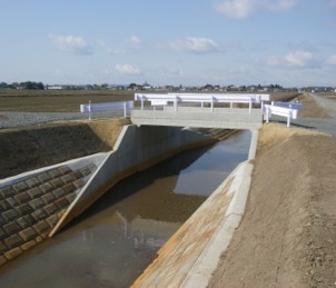 40-1 H22桜場外1地区排水路付帯工事._farmlandjpg