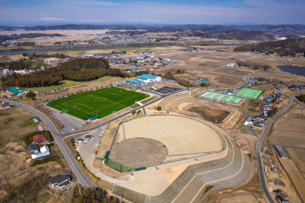 51-1 H26東和町総合運動公園災害復旧工事_building
