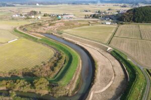 75-1 R5夏川築堤工事_river
