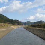 42-1 H22南沢川掘削築堤工事(その2)_river