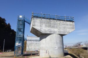 59-2 みやぎ県北高速幹線道路(Ⅲ)橋梁下部工(1号橋)その1工事_road